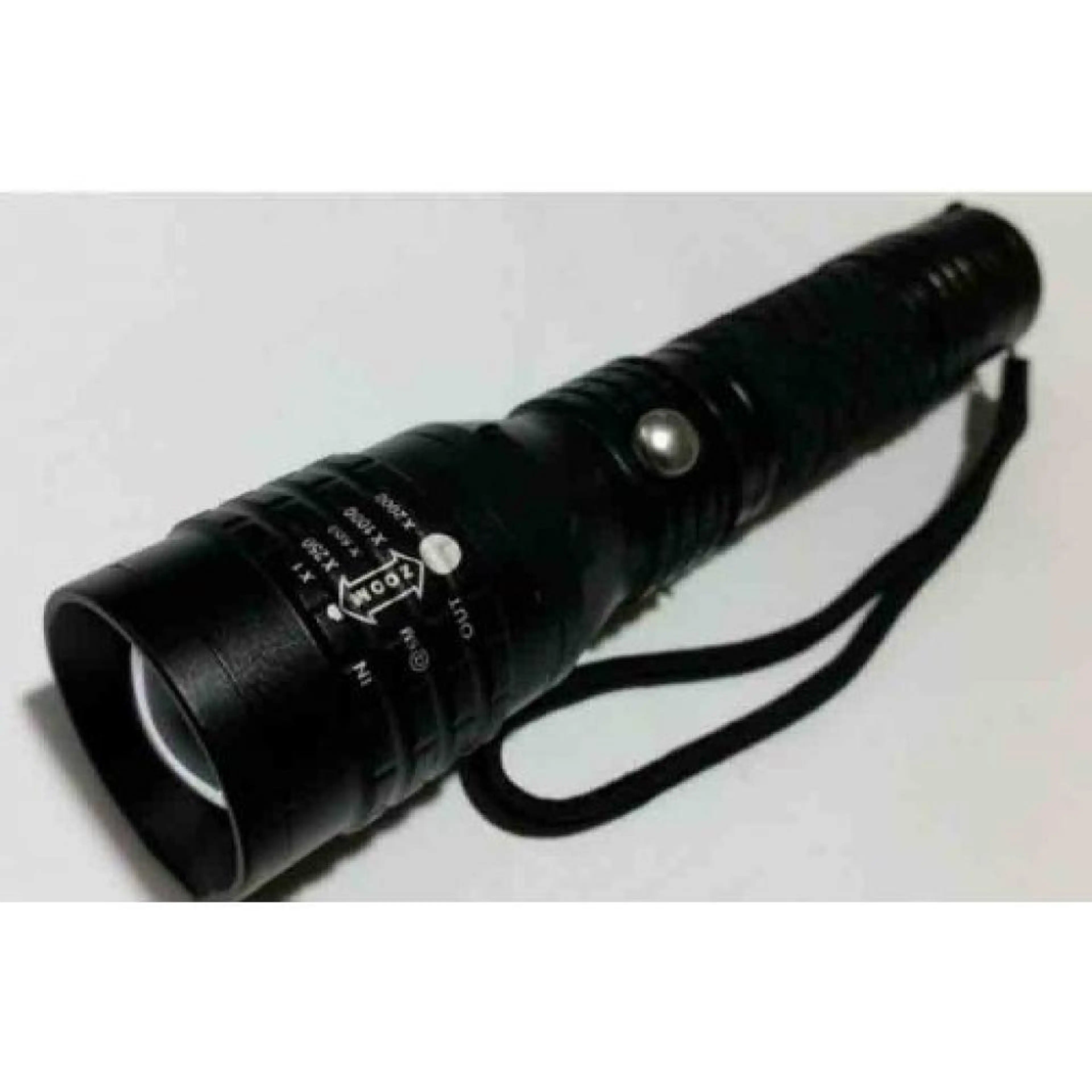 Мощен акумулаторен фенер с CREE LED диод 250000W ZOOM T6